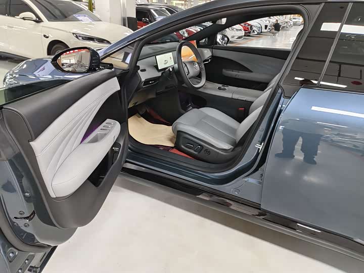Zdjęcie 8 - Nissan N7