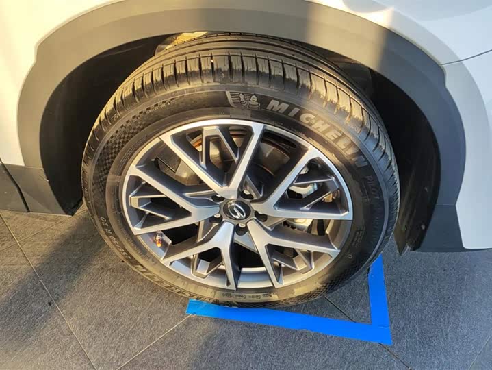 Фото 6 - GAC Trumpchi GS8