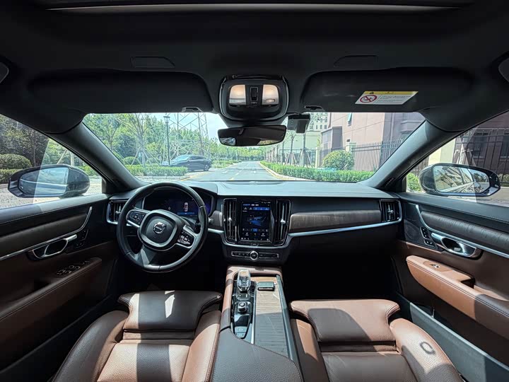 Фото 5 - Volvo S90