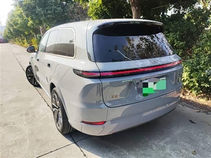 LiXiang L9 2025 2025款 Ultra 智能焕新版