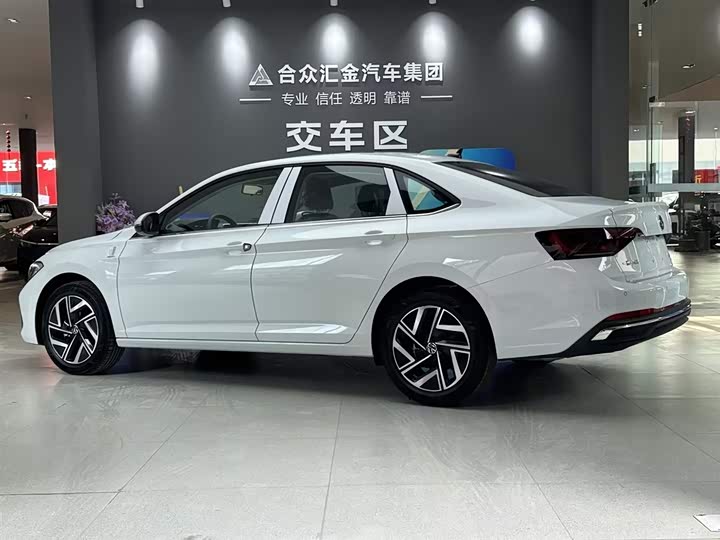 Volkswagen Sagitar L 2026 2026款 改款 3000万辆甄选款 300TSI DSG 飞越版