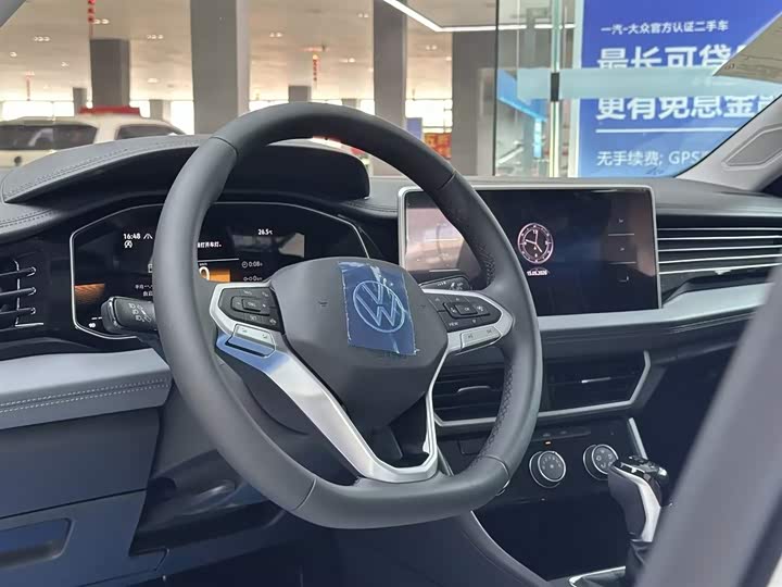 Volkswagen Sagitar L 2026 2026款 改款 3000万辆甄选款 300TSI DSG 飞越版