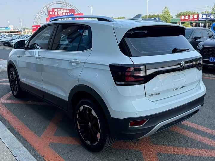 Фото 6 - Volkswagen Tacqua