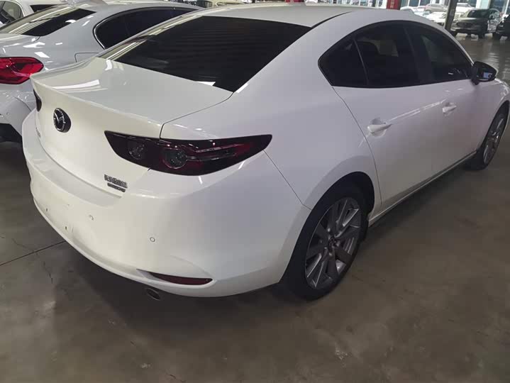 Фото 3 - Mazda 3 (Axela)