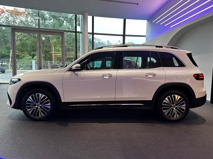 2025 Mercedes-Benz EQB