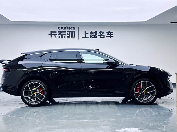 2025 Lotus Eletre