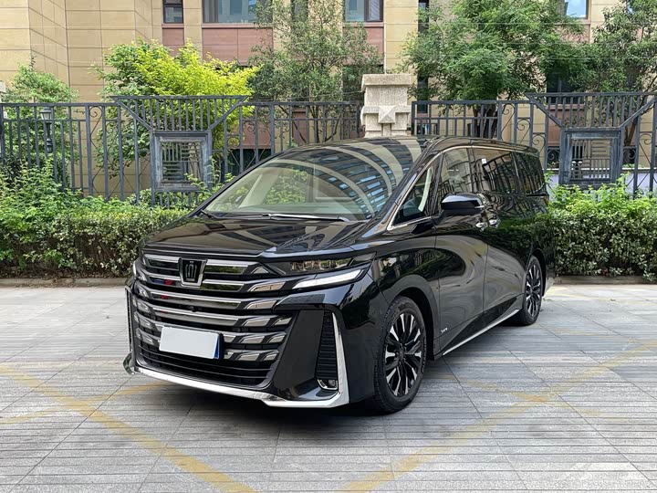 Toyota Vellfire 2025 2025款 皇冠 双擎 2.5L 墨金行政版