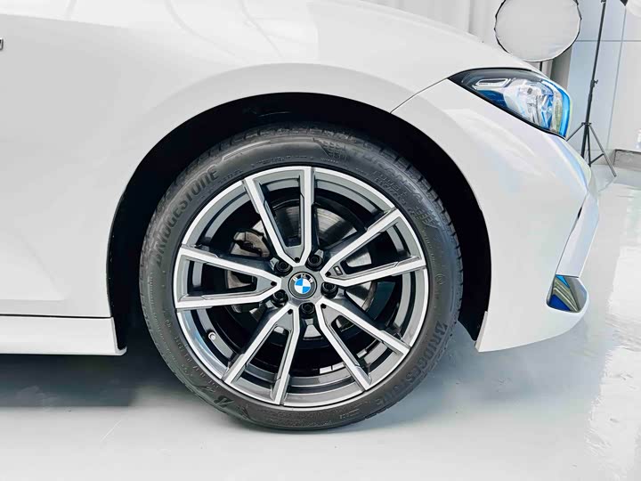 Фото 4 - BMW 3 Series