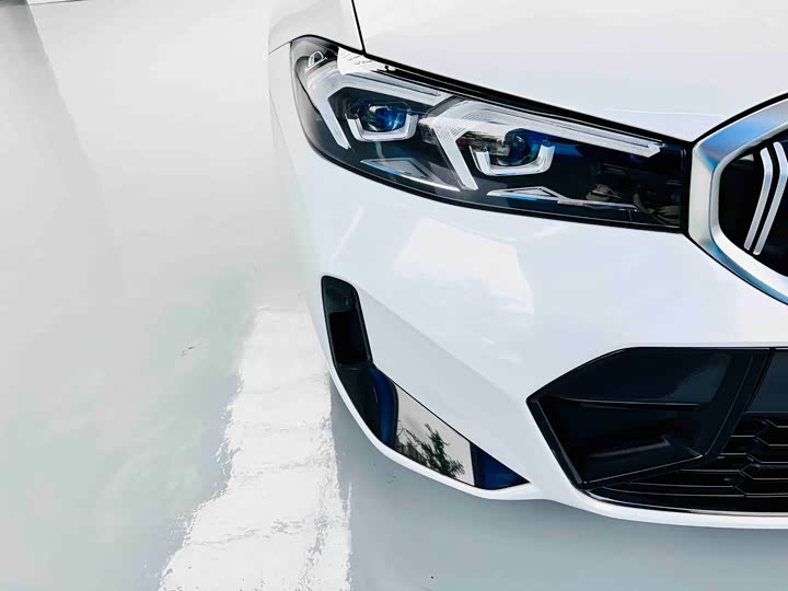Фото 9 - BMW 3 Series