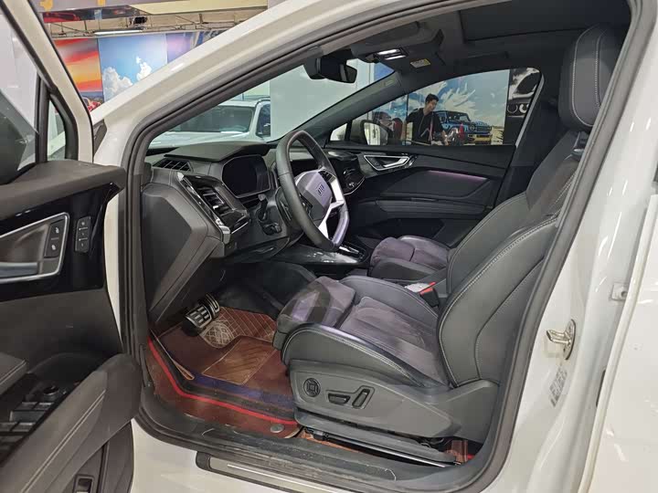 Фото 4 - Audi Q4 e-tron