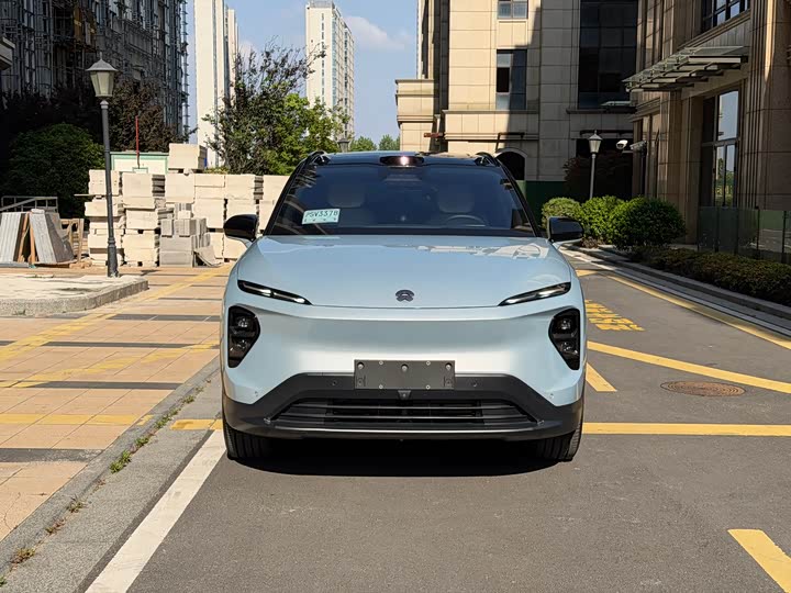Фото 2 - Nio ES7