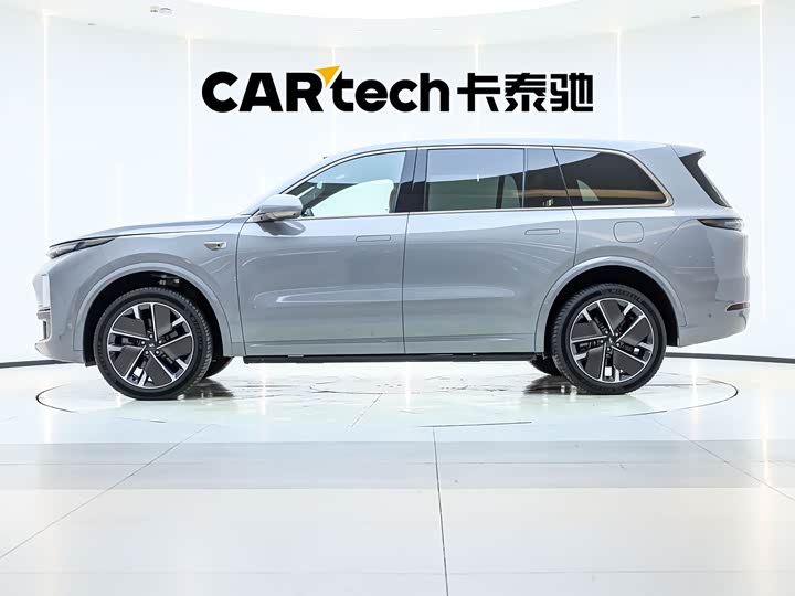 LiXiang L9 2025 2025款 Ultra 智能焕新版