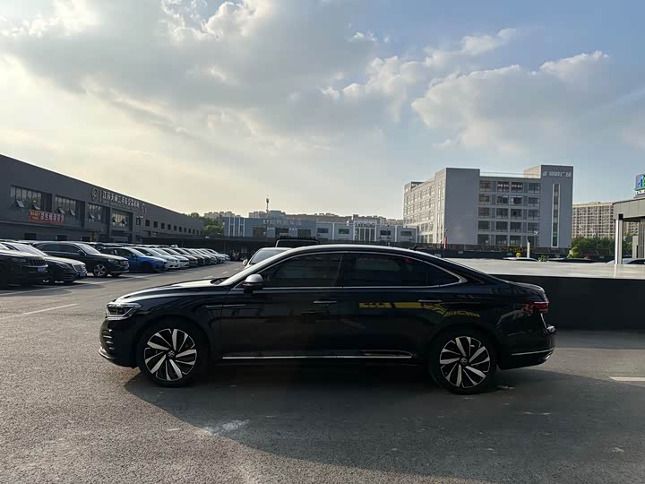 Фото 4 - Volkswagen Passat