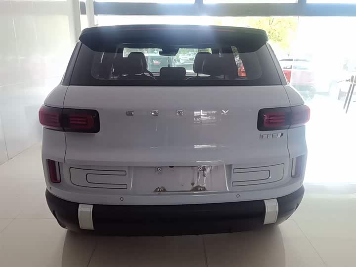 Geely Icon 2023 2023款 1.5TD 主角