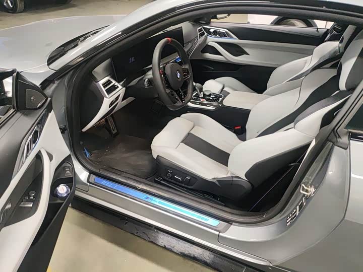 BMW M4 2024 2024款 M4双门轿跑车 M xDrive 雷霆版