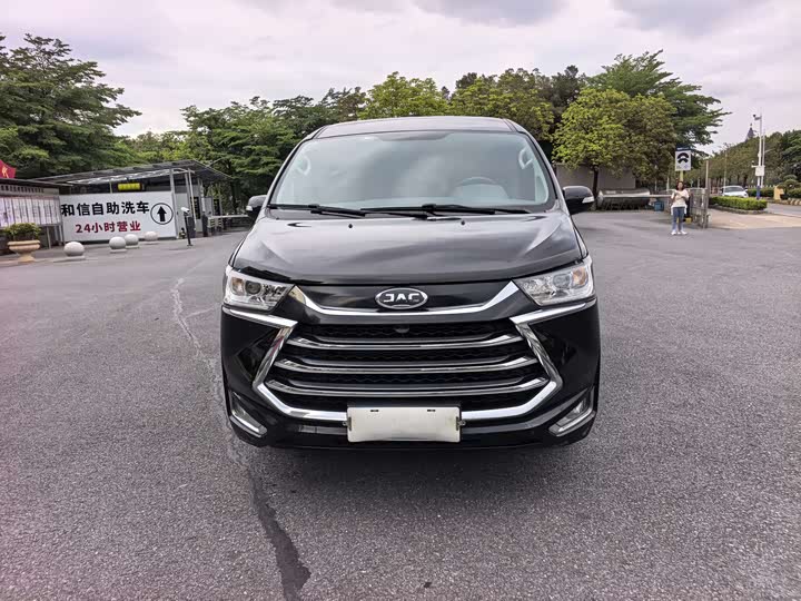JAC Refine M4 2022 2022款 2.0TGDI 自动商旅版