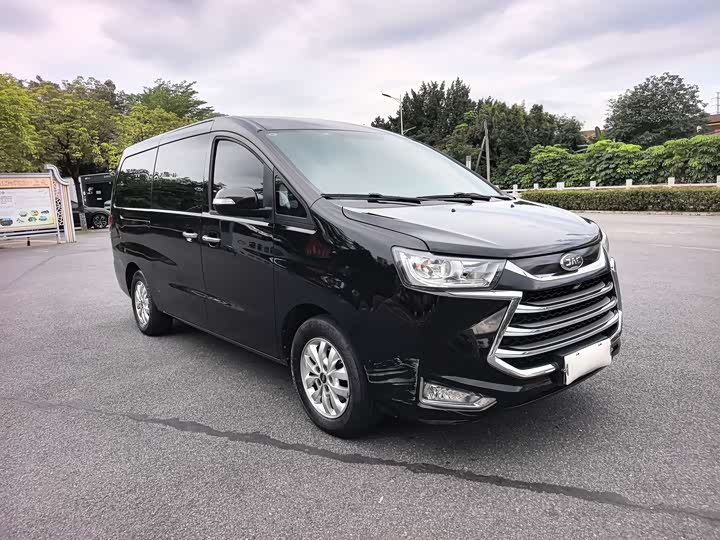 JAC Refine M4 2022 2022款 2.0TGDI 自动商旅版