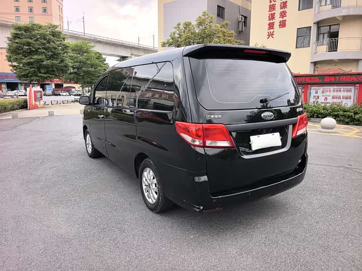 JAC Refine M4 2022 2022款 2.0TGDI 自动商旅版