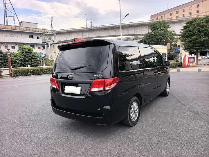 JAC Refine M4 2022 2022款 2.0TGDI 自动商旅版