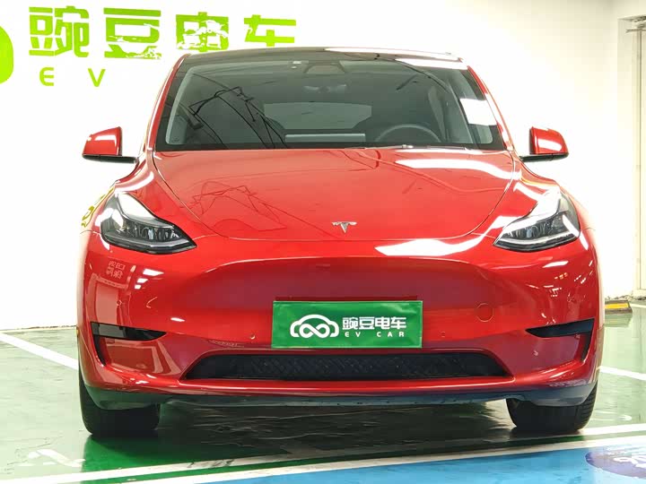 Zdjęcie 3 - Tesla Model Y