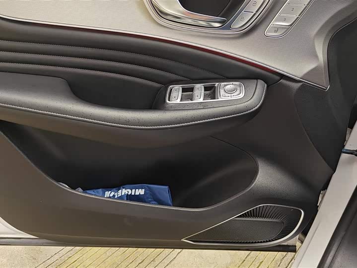 Roewe RX5 Max 2021 2021款 Supreme系列 300TGI 自动智能座舱版