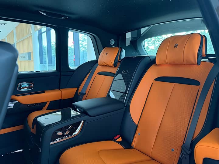 Rolls-Royce Cullinan 2024 2024款 Black Badge