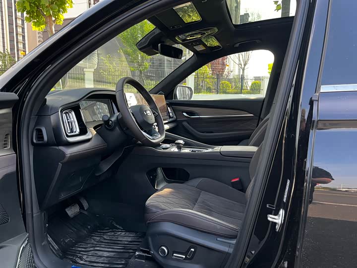Geely Monjaro 2026 2026款 东方曜 2.0TD 自动揽星版