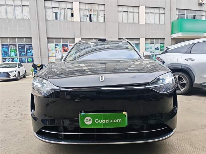 Aito M9 2025 2025款 增程 Ultra版 52kWh 6座版 (192线激光雷达）