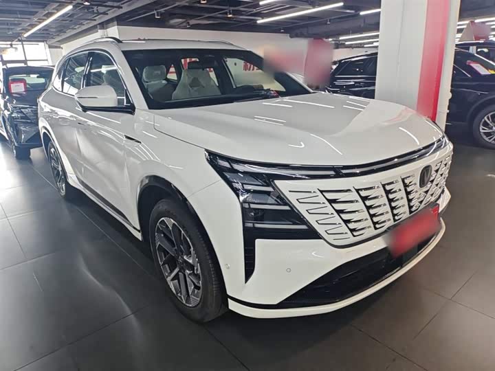 Changan CS75 Plus 2025 2025款 第四代 1.5T 新蓝鲸 智慧旗舰型