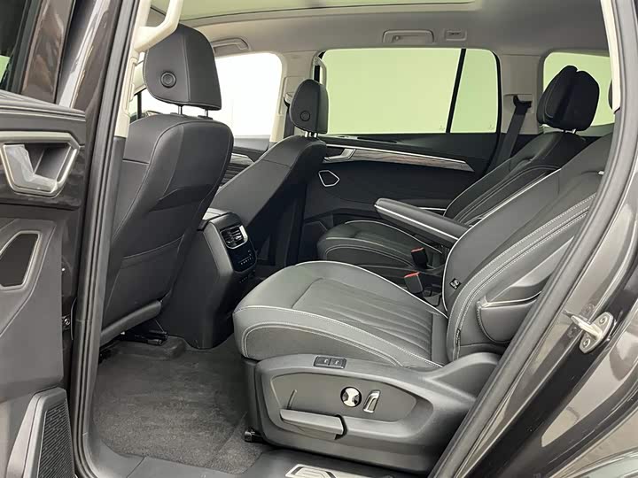 Volkswagen Talagon 2026 2026款 450TSI 四驱至尊 6座