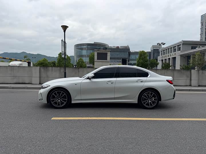 BMW 3 Series 2025 2025款 325i M运动套装