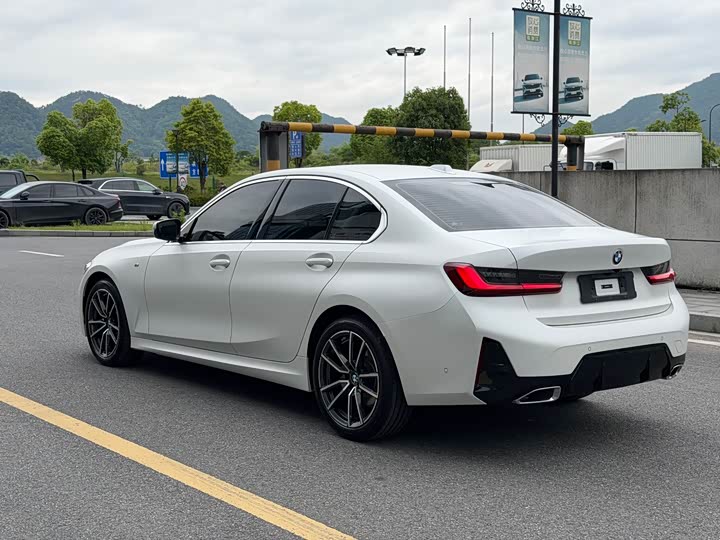 BMW 3 Series 2025 2025款 325i M运动套装