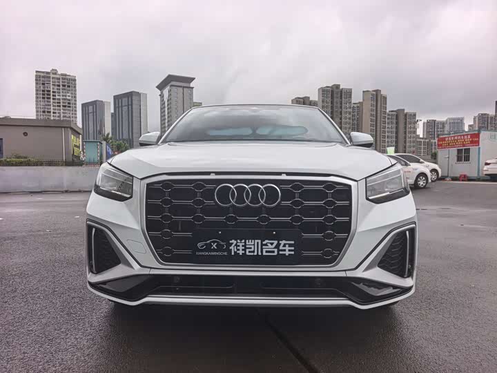 Zdjęcie 2 - Audi Q2L