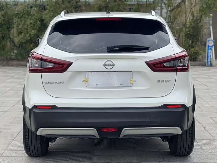 Zdjęcie 8 - Nissan Qashqai