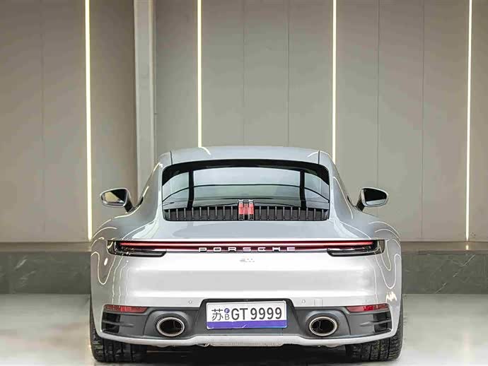 Фото 3 - Porsche 911