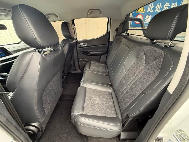 Changan Hunter Plus FL 2024 2024款 勇士版 豪华型 双电机四驱超长箱