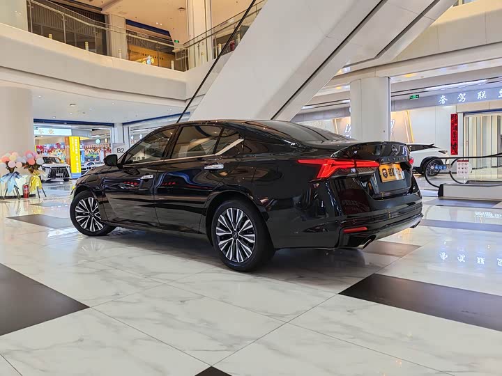 Nissan Teana 2025 2025款 2.0L SV 黑金版