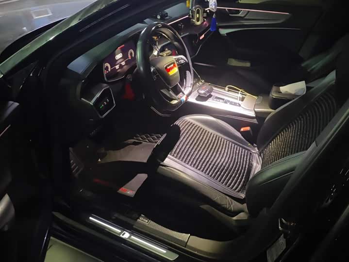 Audi A6L 2021 2021款 55 TFSI quattro 尊享动感型