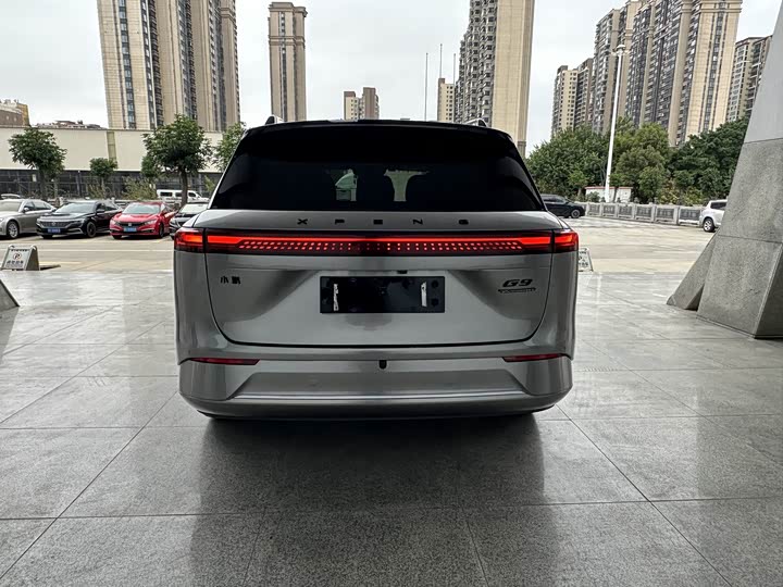 Photo 2 - XPeng G9