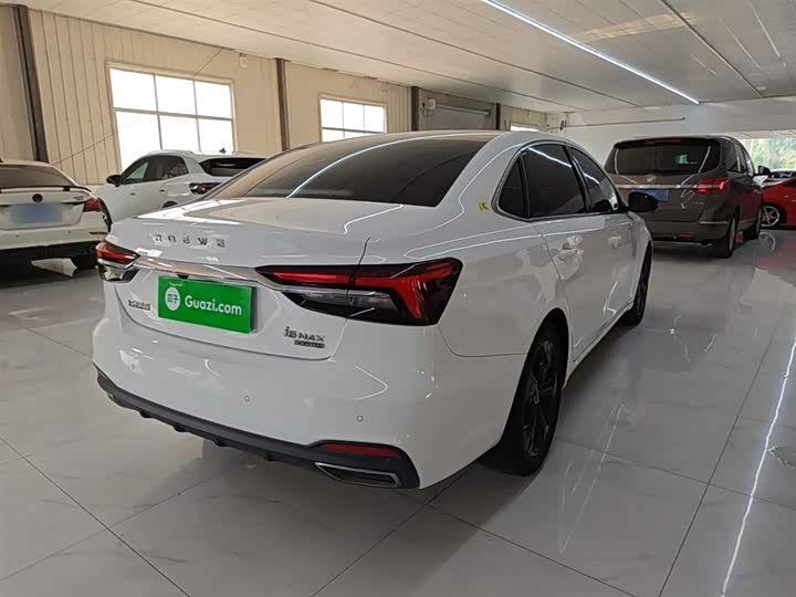 Фото 7 - Roewe i6 Max