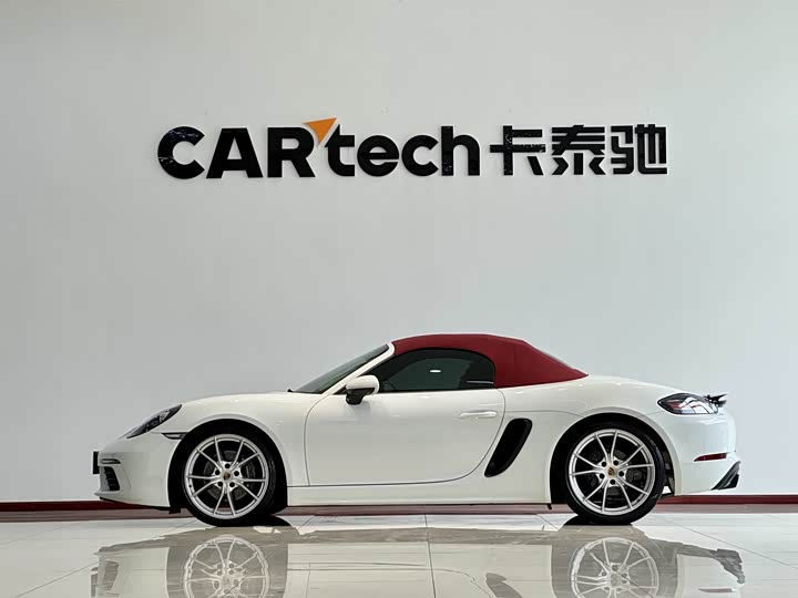 Zdjęcie 7 - Porsche 718