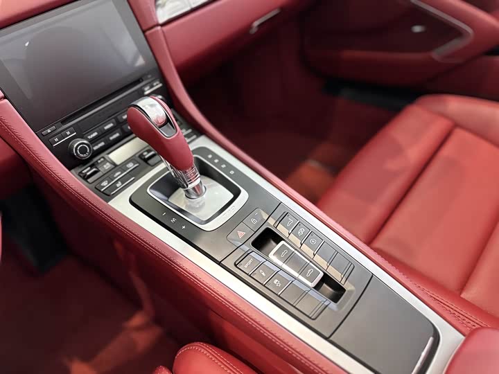 Zdjęcie 9 - Porsche 718