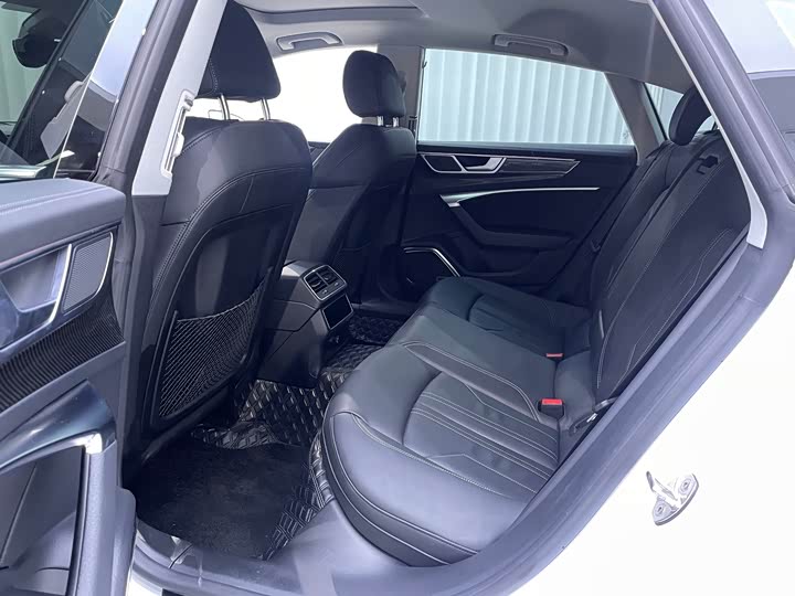 Audi A7 2025 2025款 45 TFSI 臻选型