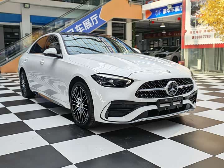 Фото 3 - Mercedes-Benz C-Class