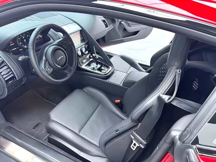 2024 Jaguar F-Type