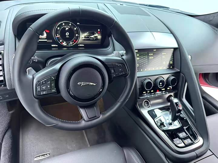 2024 Jaguar F-Type