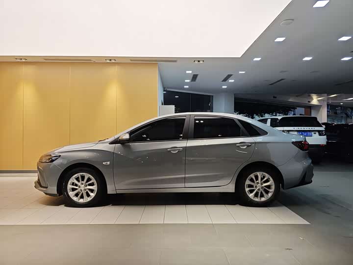 Chevrolet Monza 2023 2023款 1.5L 双离合乐享版