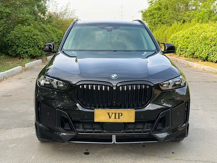 Photo 2 - BMW X5