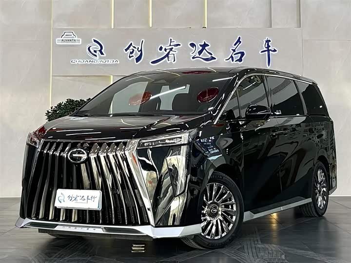 Фото 1 - GAC Trumpchi M8