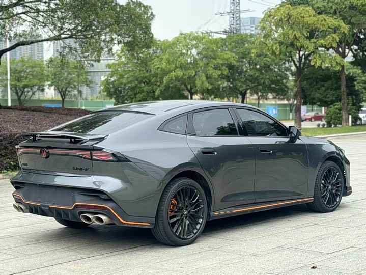 Changan UNI-V 2025 2025款 第三代 2.0T 劲擎型